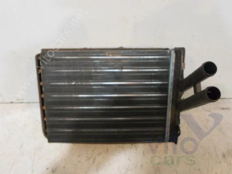 Радиатор печки chrysler voyager. Радиатор печки крайслер себринг 2. Радиатор печки крайслер пацифика 3. Крайслер вояджер 2003 радиатор печки. Радиатор отопителя крайслер 300м.