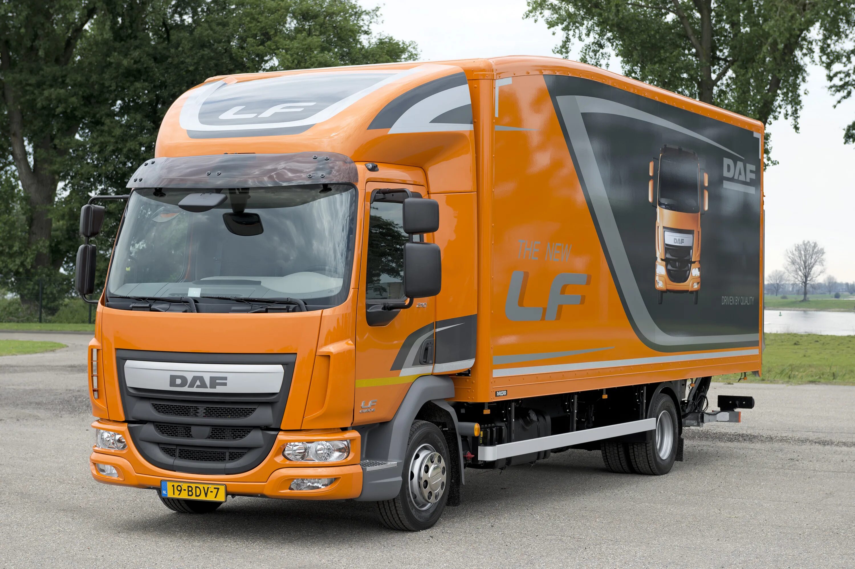 Купить грузовик категории в. DAF LF 210 fa. Грузовик Даф LF Euro 6. DAF LF 2021. DAF LF 2022.