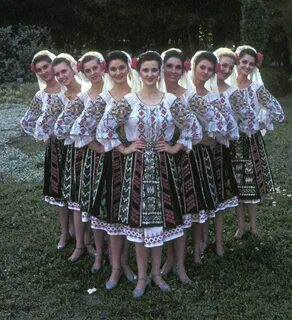 Молдавский народный костюм