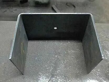 Металлическая закладная пластина