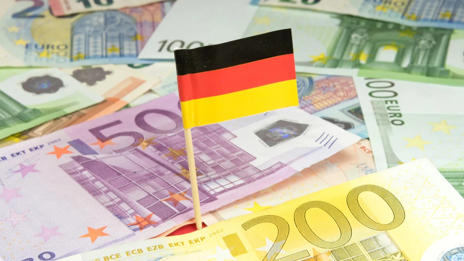 Подоходный в германии. Экономика Германии. Финансы Германии. Бюджет Германии. Банковская система Германии.