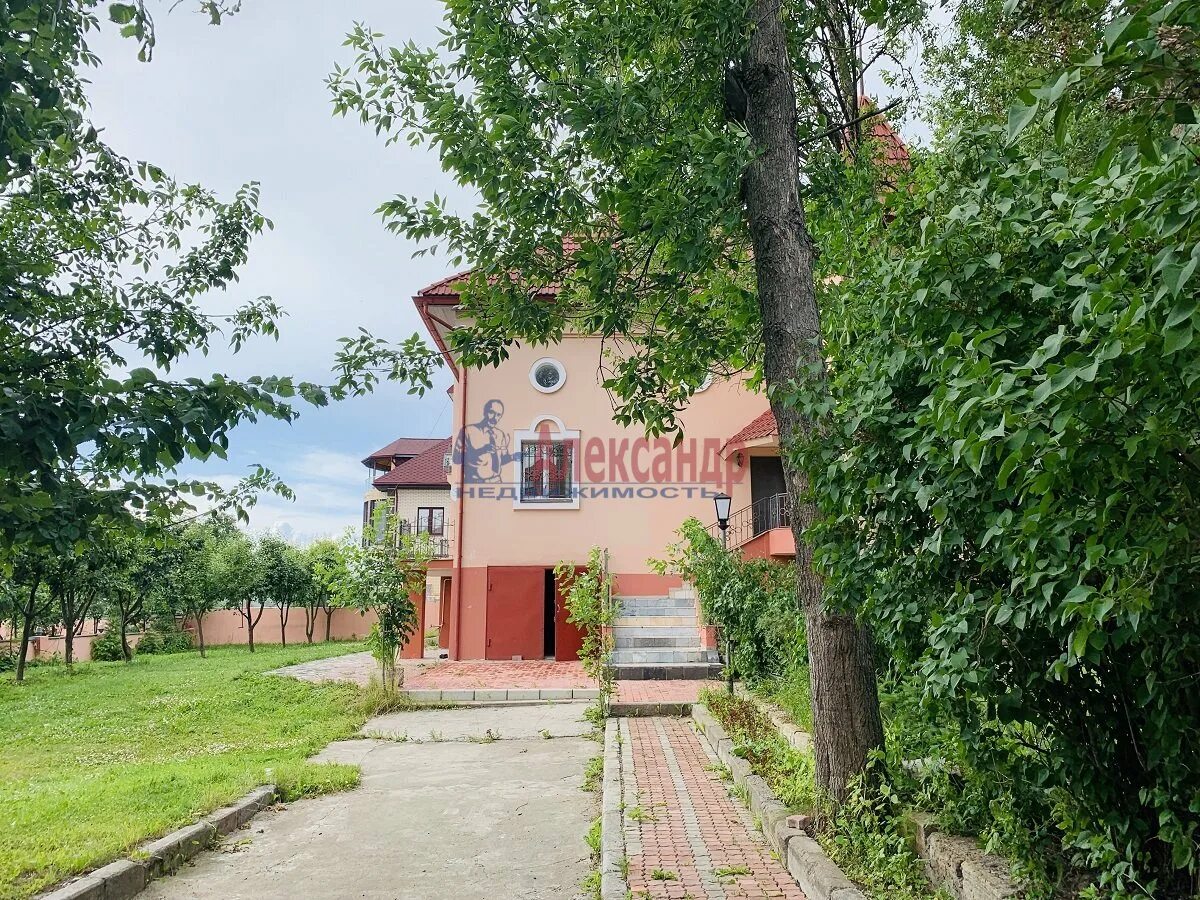 Овцинская улица поселок свердлова. Овцинское кладбище свердлова. Анна щербакова загородный дом. Свердлова овцинская. Поселок имени свердлова улица овцинская 8 линия дом 11.