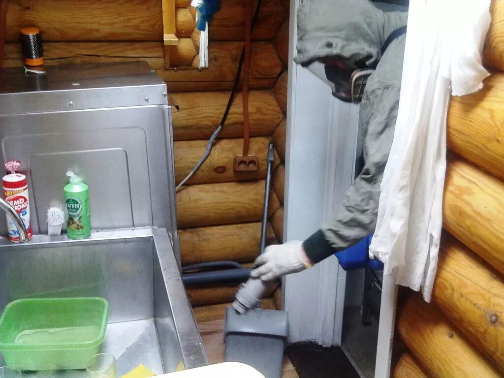 Дезинфекция квартиры. Уборка бани. Уборка сауны. Уборка в сауне. Дрова для бани.