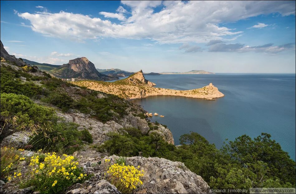 новый свет крым. коктебель скалы киммерия. зеленая бухта судак. судак поселок новый свет. карадаг коктебель.