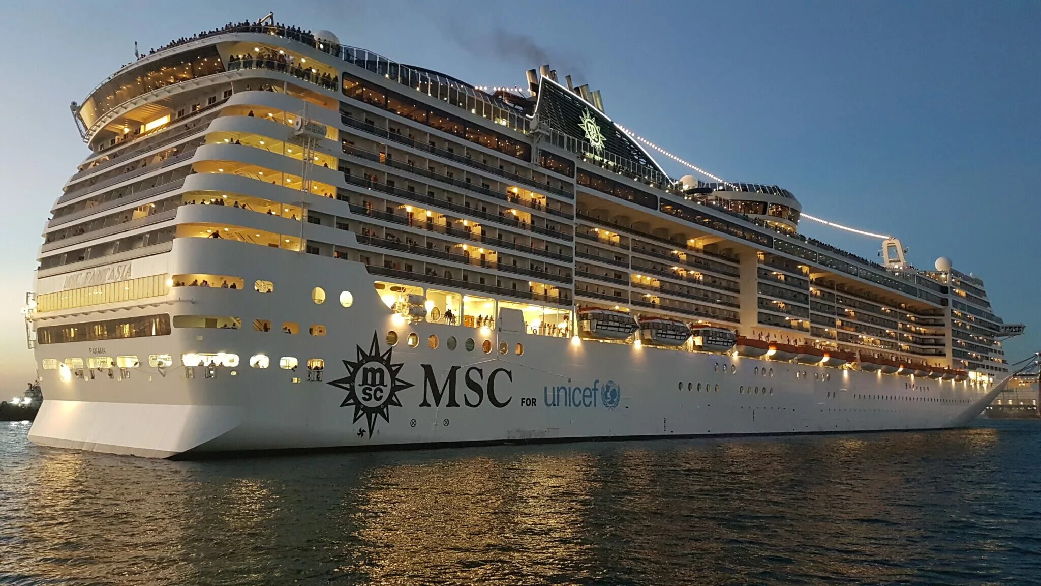 Euribia лайнер отзывы. Лайнер msc magnifica. лайнер msc europa. лайнер msc musica. корабль msc euribia.