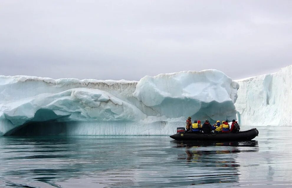 Start ice. Залив Иностранцева. Национальный парк русская Арктика. Арктический туризм в России. Экологический туризм в Арктике.