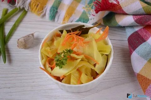 Желтая капуста по корейски