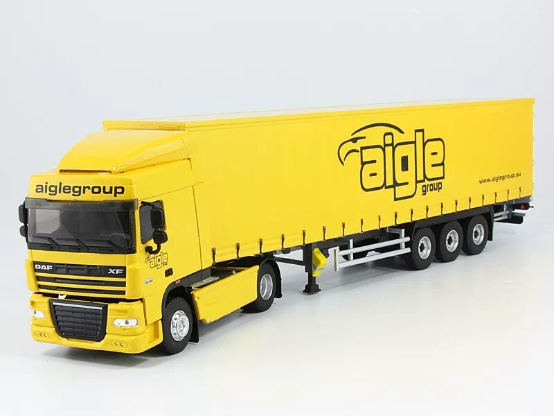 Модель игрушечного грузовика
