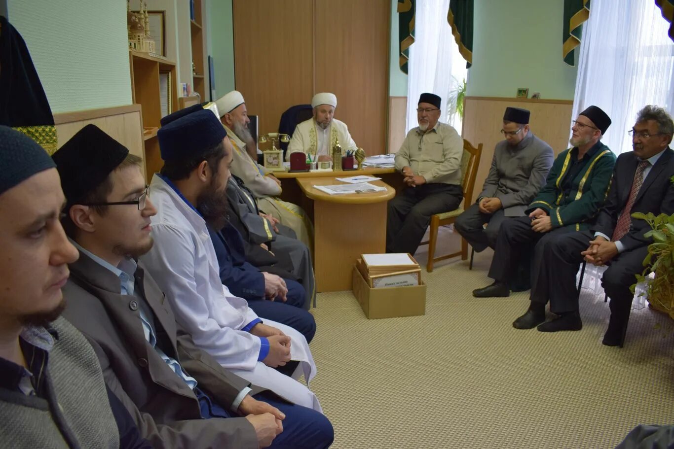 ришат хазрат стерлитамак. хазрат набережные челны. ильяс хазрат зиганшин ректор. хазрат набережные челны. малик хазрат набережные.