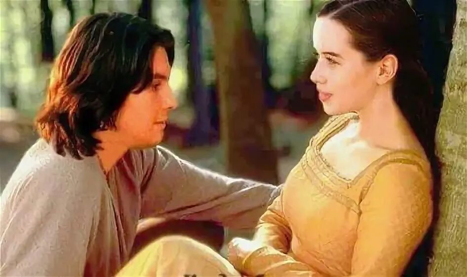 Хроники нарнии 2 принц каспиан и сьюзен. Сьюзен и каспиан. Сьюзен певенси. Бен барнс хроники нарнии сьюзан. Сьюзен певенси и принц каспиан.