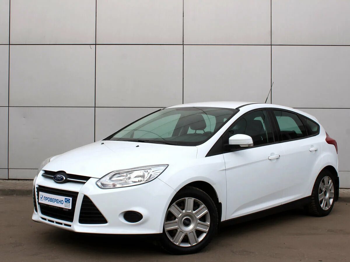 Форд фокус 3 2012 год купить. Форд фокус 1.6 2012. Ford Focus 2012. Ford Focus 3 1.6. Форд фокус 2012 хэтчбек.