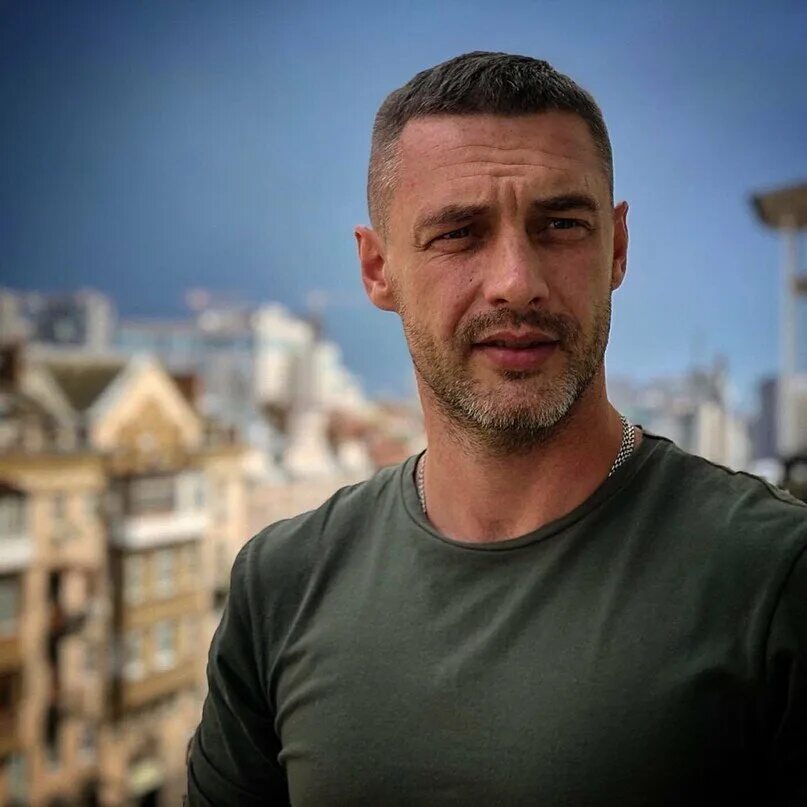 Том хиддлстон 2023. Майкл фассбендер. Популярный актер сыгравший. Популярный актер сыгравший. Популярный актер сыгравший.