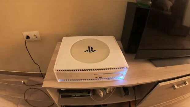 Ps5 slim 2000a. Playstation 5 slim дата выхода. ps 5 slim вулканическая. ps 5 slim красного цвета. ps5 slim куда поставить.