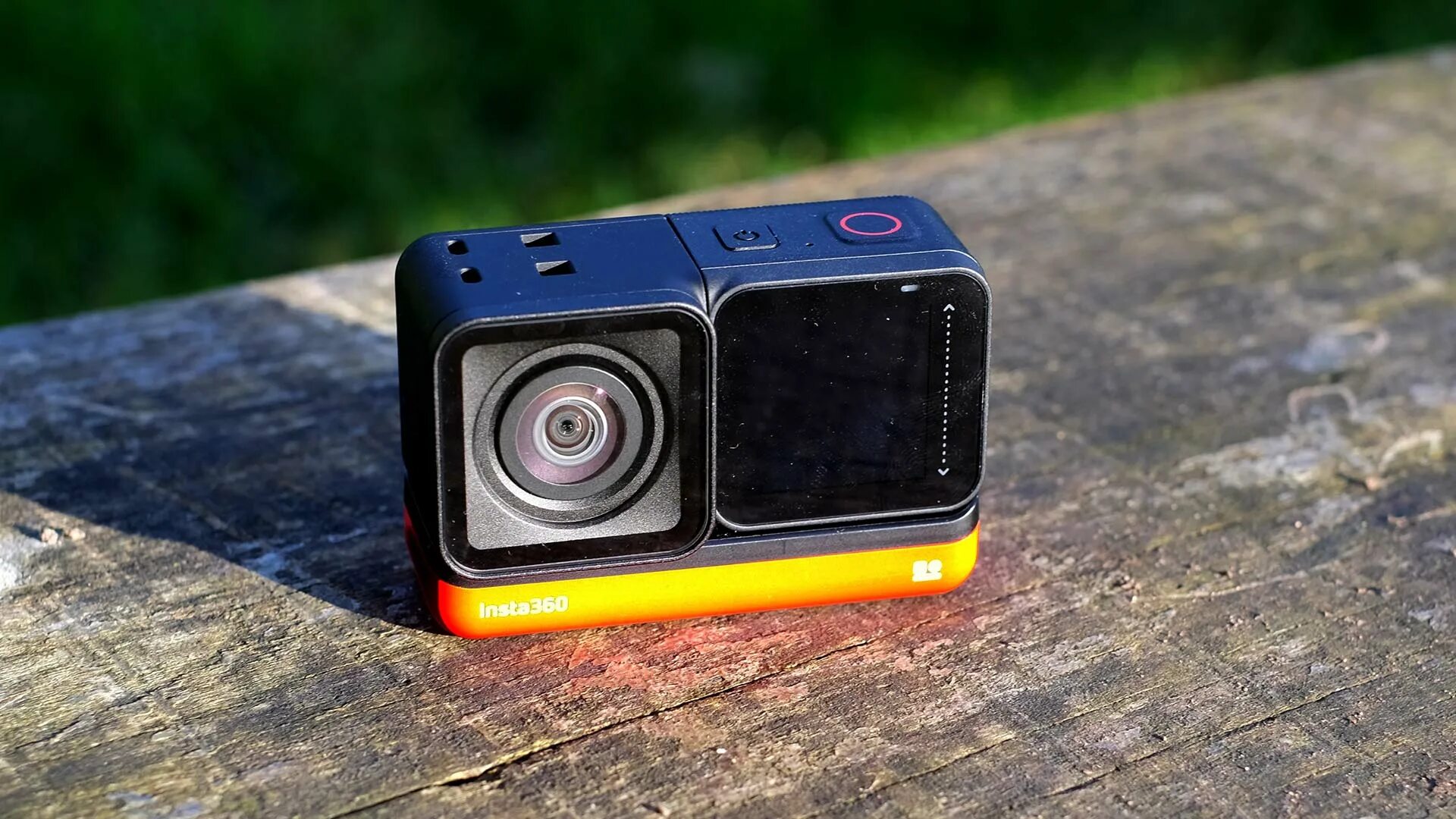 Gopro insta 360. Studio insta 360 one.