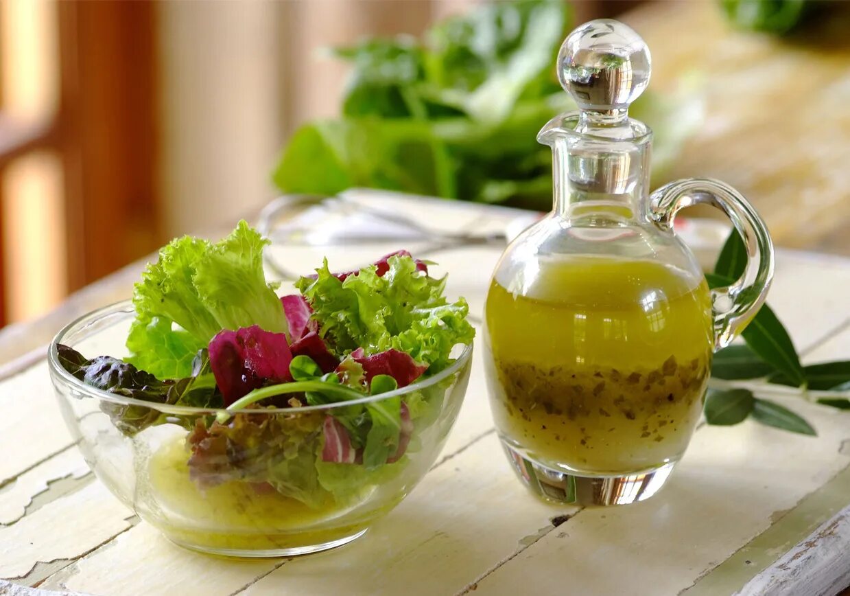 Соус винегрет (Vinaigrette).. Салат с оливковым маслом. Заправочное масло для салатов. Салатная заправка. Горчица мед оливковое масло