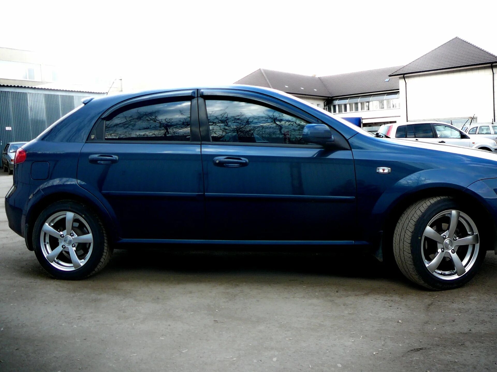 Chevrolet Lacetti 5D 1.6 бензиновый 2010 101 на DRIVE2