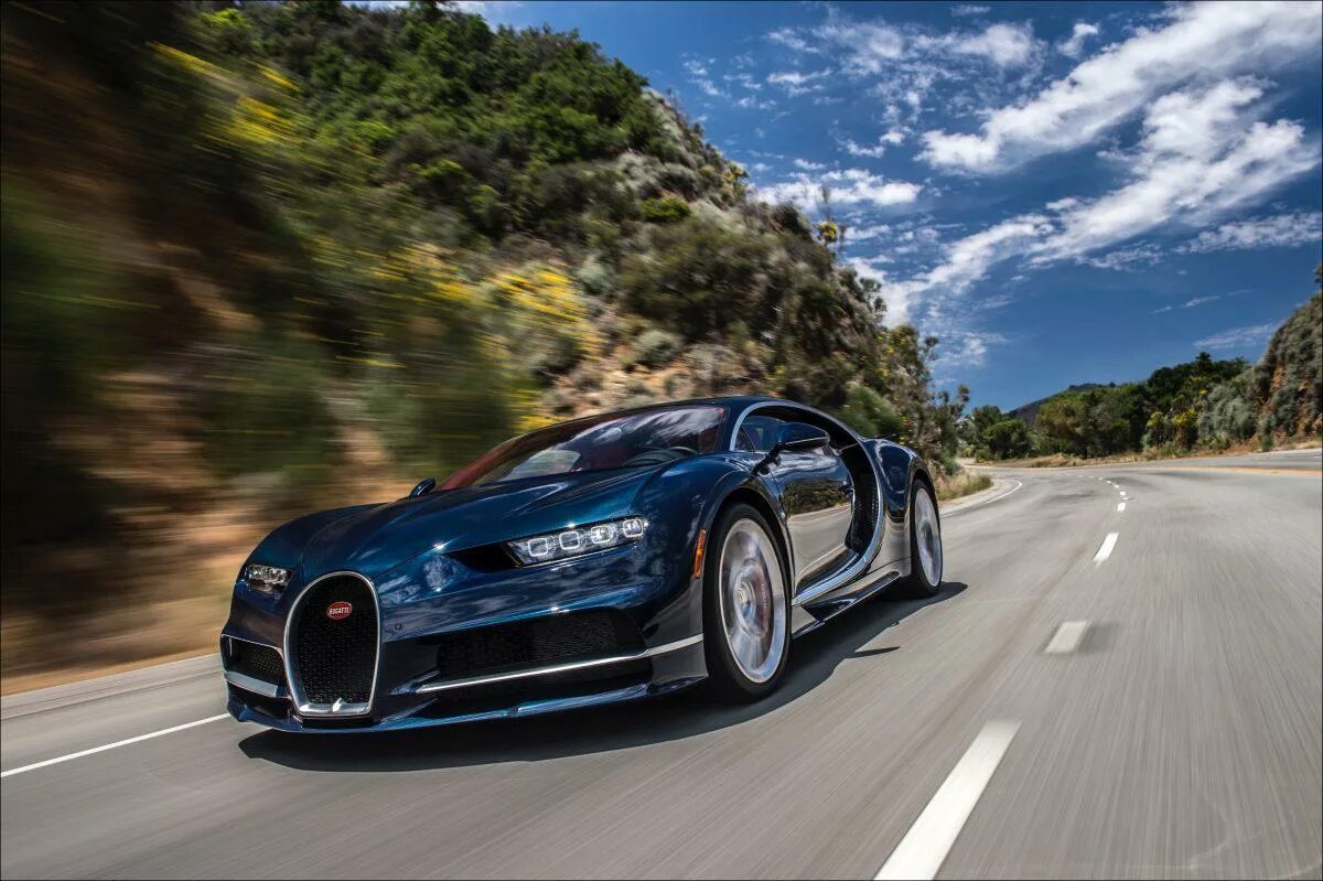 Bugatti chiron скорость. Бугатти ЧИРОН. Бугатти ЧИРОН 2016. Гиперкар Бугатти. Бугатти Вейрон 2016.