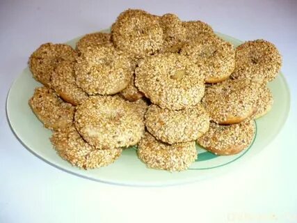 Пирог с кунжутом