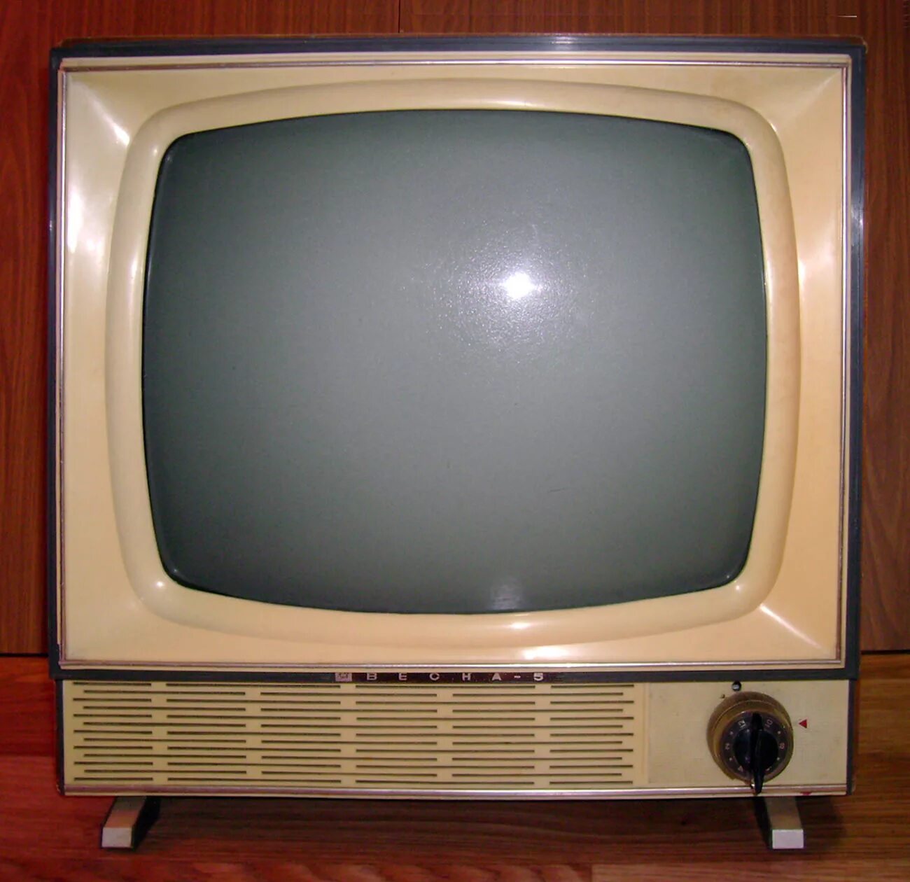 Телевизор Рубин 102. Рекорд 304 телевизор. Советский телевизор Рубин 102.