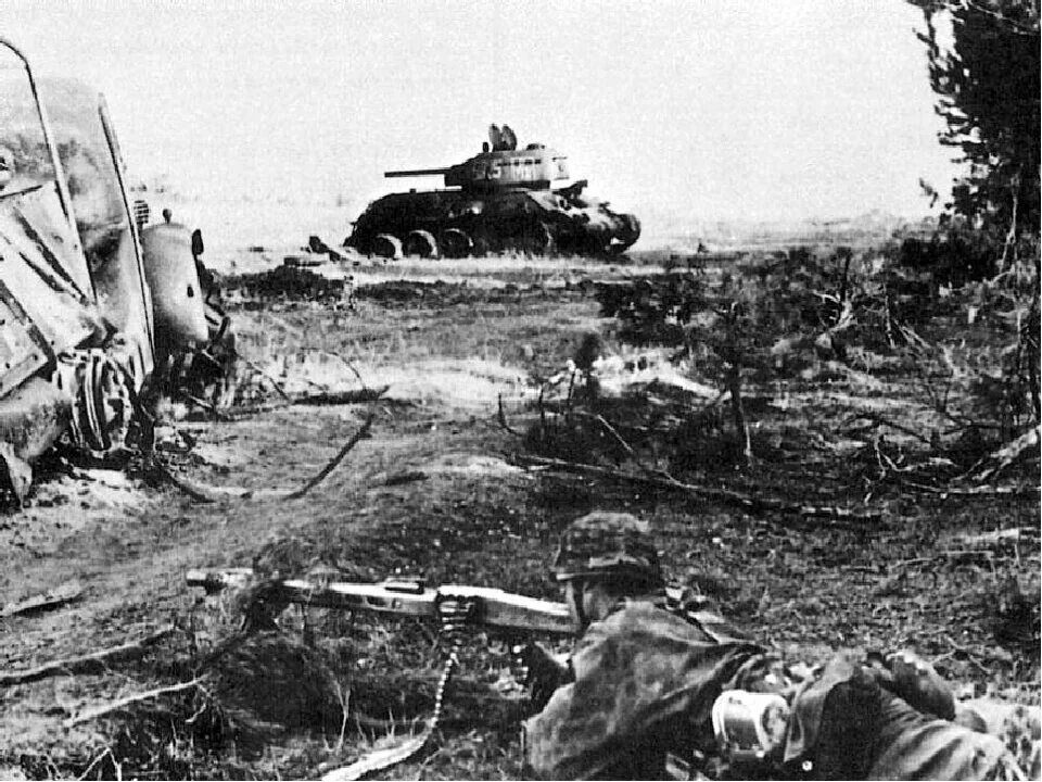 Курская битва 1943. Поле боя 1943 курская дуга. Курская битва на курской дуге. Июль 1943 года курская битва. Вторая мировая курская дуга.