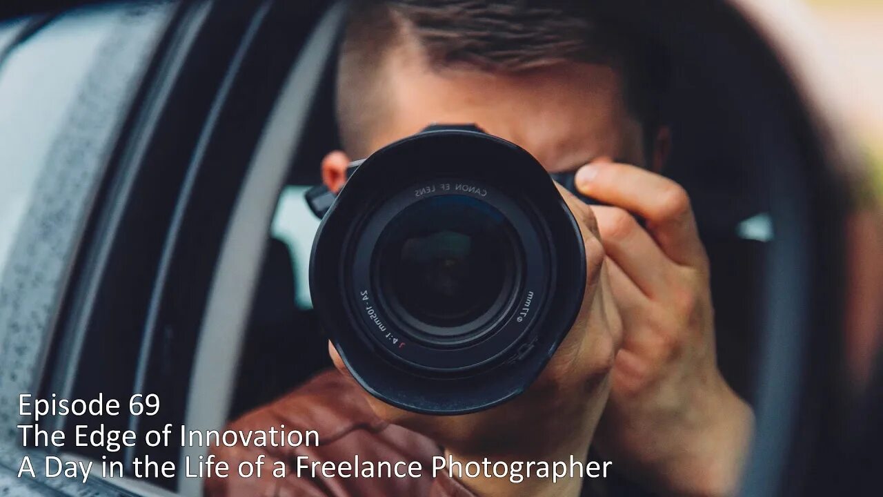 Taking pictures in his car. Человек фоткает авто. Фотографирование машины. Машина фотографируется картинка. Фоткает машину.