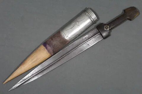 Сколько кинжалов