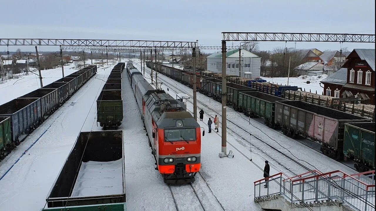 Торбеево станция железнодорожная. Торбеево станция железнодорожная. Станция потьма мордовия. Поезд сура пенза. Ржд вокзал казань.