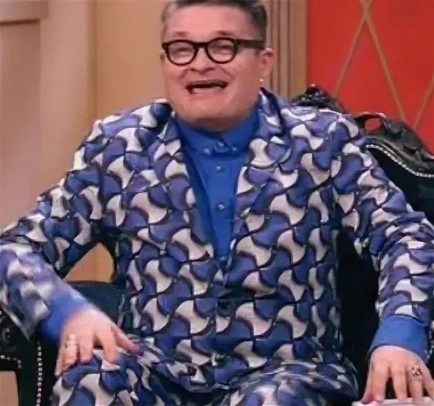 Ведущий ржет. Ведущий ржет