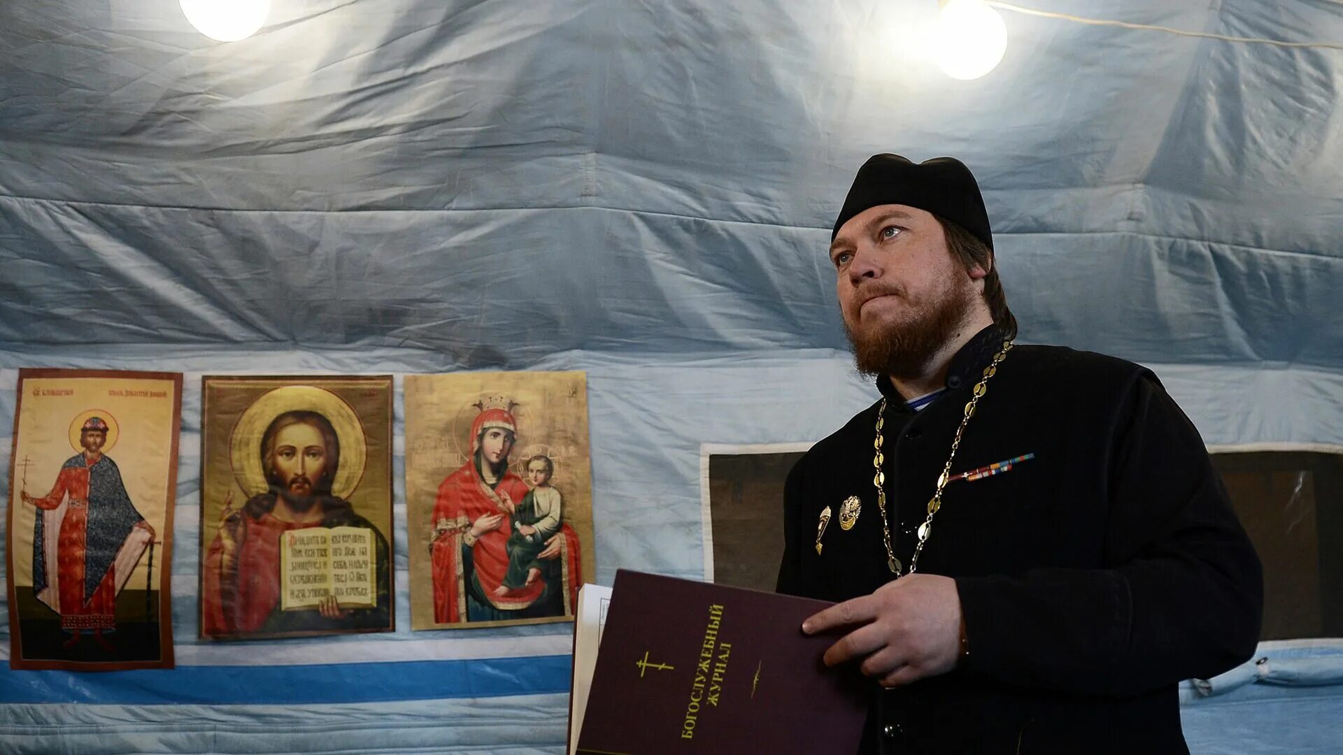 Отец киприан пересвет. Храм святой анны картинки ковров служат батюшки. Где служили священники. Где служили священники. Где служили священники.