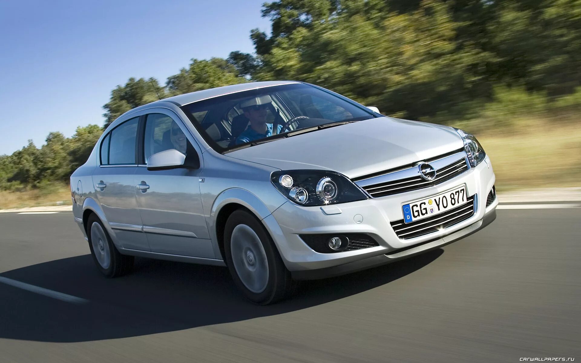 Автомобили седан с пробегом. Opel Astra h 2007 седан. Opel Astra 2007 седан.