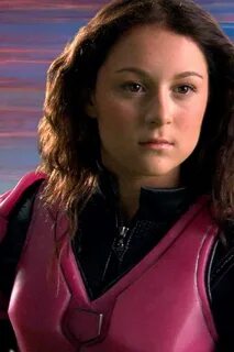 Кармен Кортес порно фотосуреттері