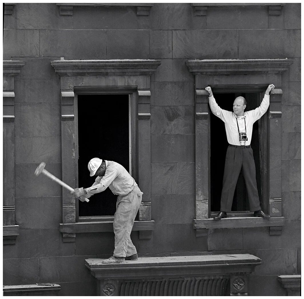 Остановился я смотрю прямо напротив меня. Ормонда Джильи. Ормонд Гигли. Ормонд Джильи девушки в окнах. Ормонда Джильи «девушки в окнах», 1960.