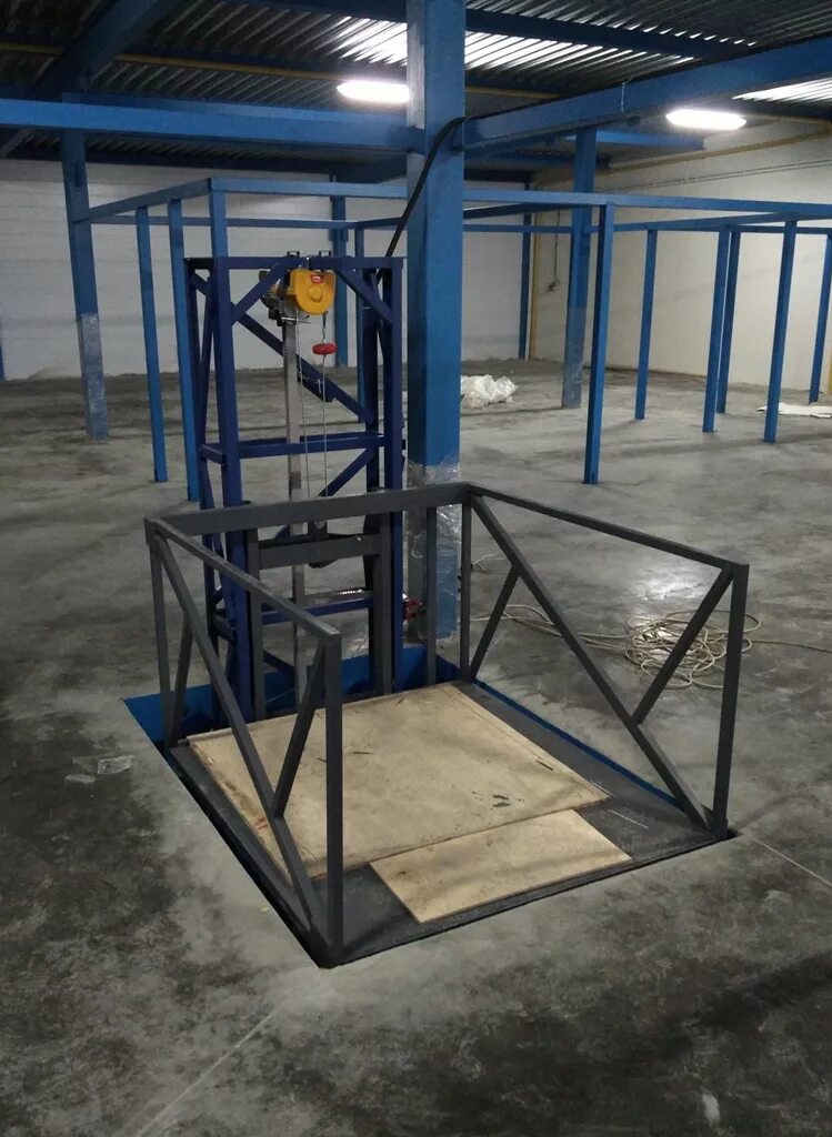 Консольный подъемник hercules. Подъемник пмг 750. Изготовление подъемников. Консольный подъемник пг-к 1000. Подъемник мачтовый пмг-1-1000.