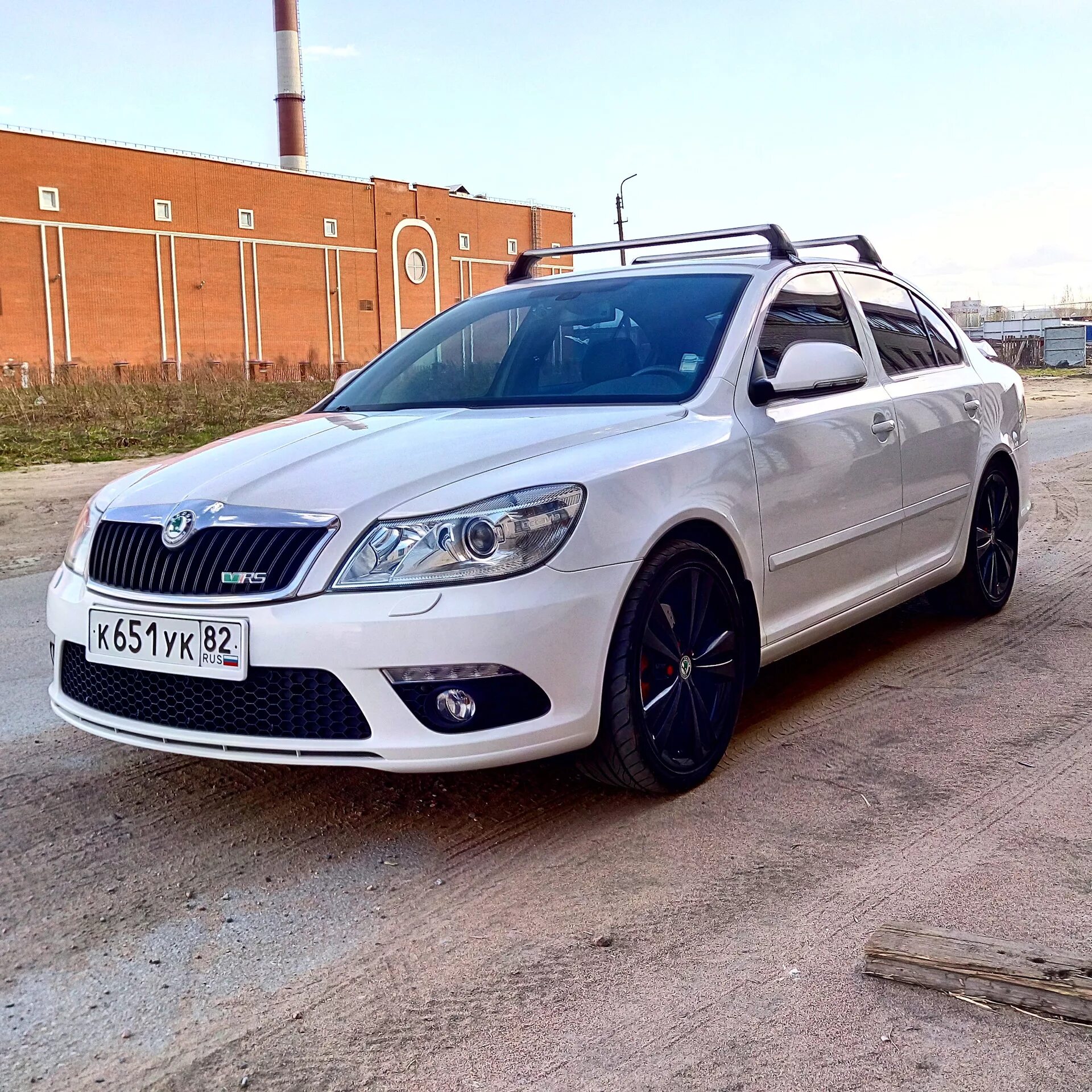 Авито купить шкоду октавию а5. Skoda Octavia a5 на стиле. Skoda Octavia a5 люк.