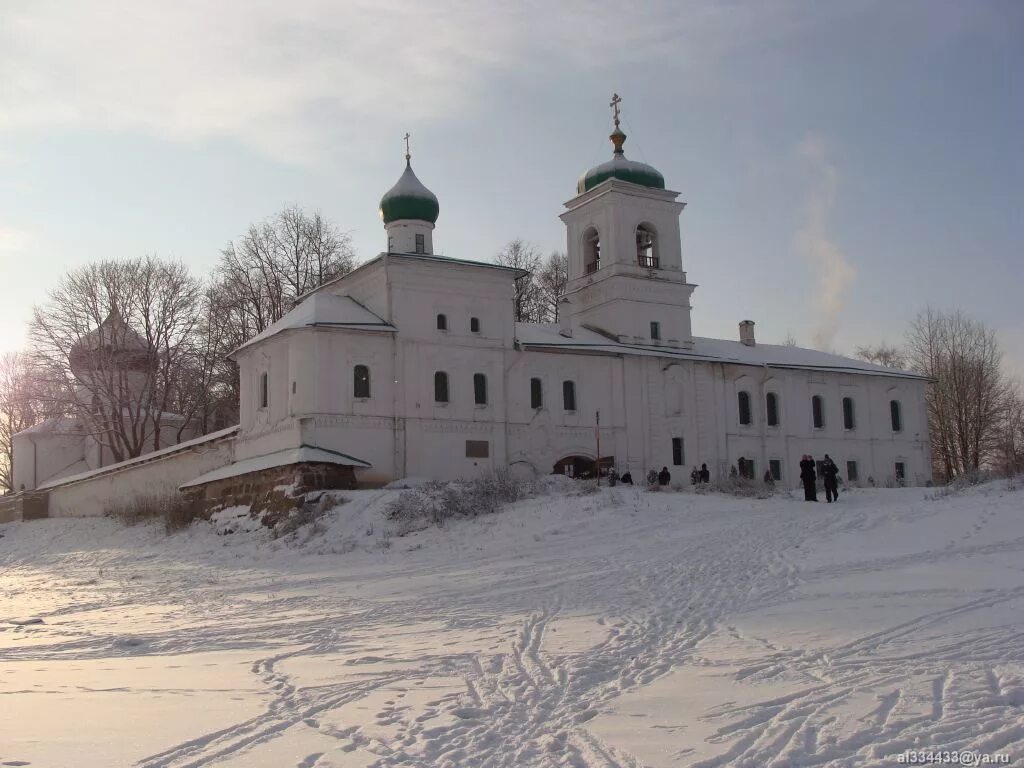 Погода в печорах сегодня. Порхов Псков. Порхов Печоры. Псковская область город Гдов. Печоры Псковская область.