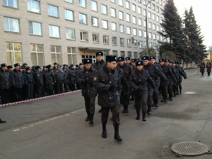 Спец спб. Никита спецов санкт петербург. Очереди в музеи спб. Ооо araz спб спец. Специальный полк полиции санкт-петербурга.