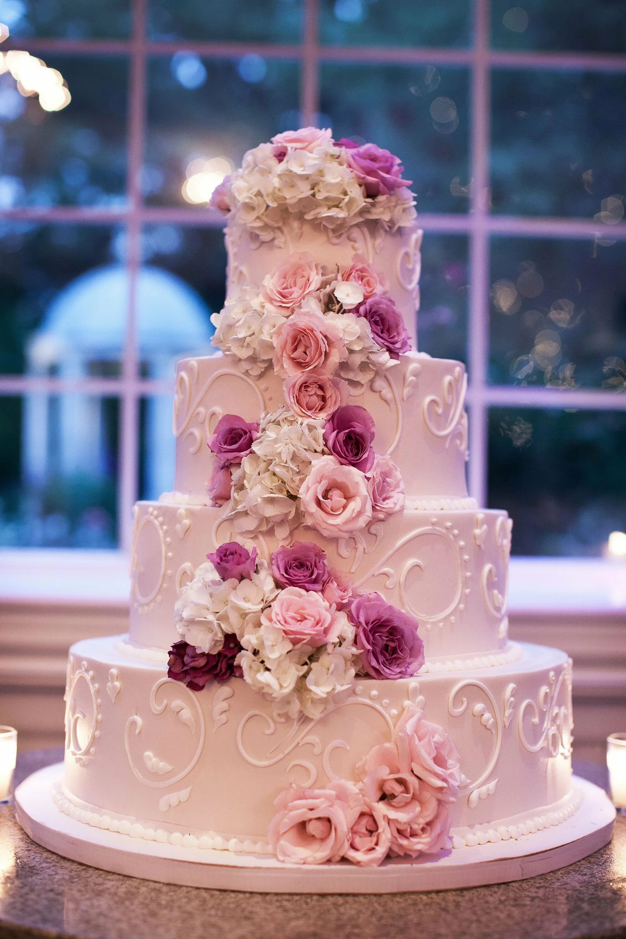 Красивые торты. Красивые Свадебные торты. Шикарный свадебный торт. Свадкбный ТРО красивый. Роскошный свадебный торт.