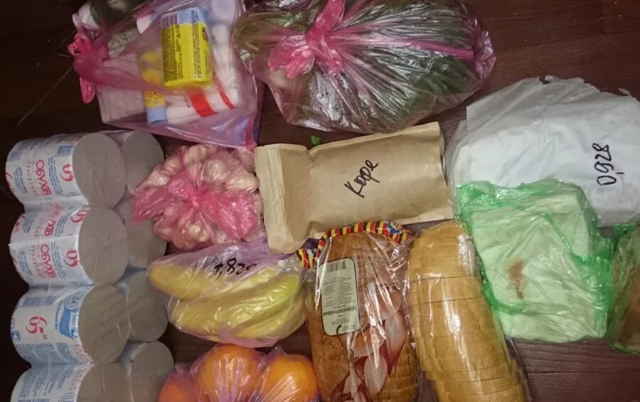 Передачки в тюрьме. Что можно в изолятор. Продукты питания в сизо. Посылки для осужденных. Что можно в изолятор.