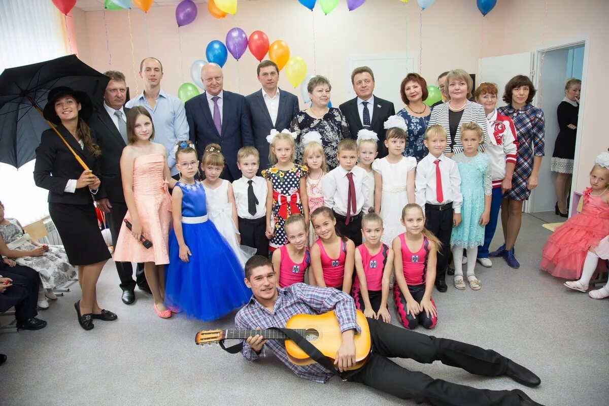 Детский сад 196 воронеж. Сайт детского сада 196. Детский сад 196 воронеж. Спектакль в ясельной группе. Летнее развлечение в детском саду ясельная группа.