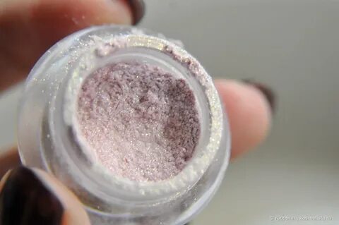 Слепит глаза морозный жгучий день