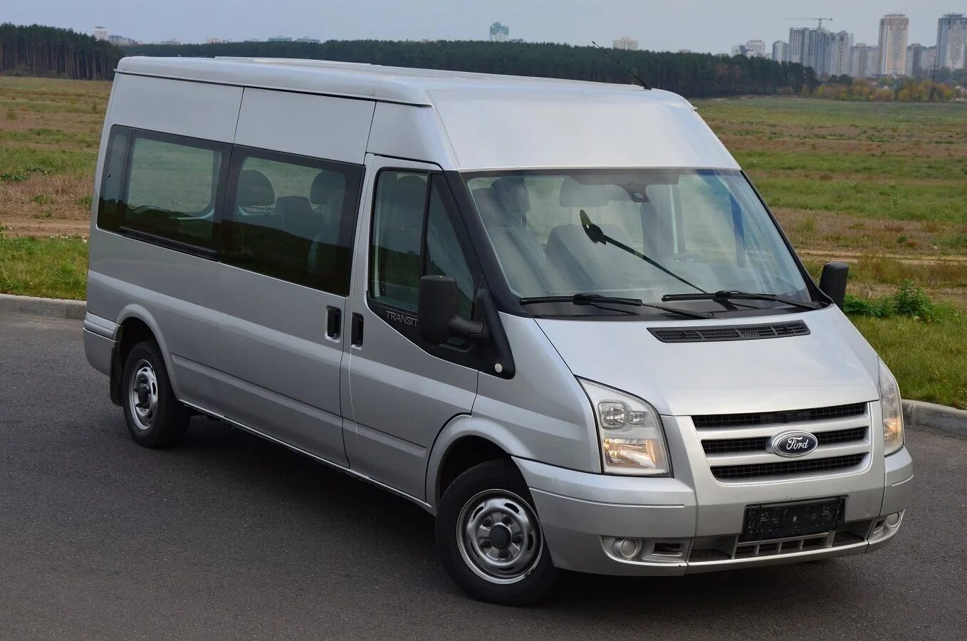 Ford Transit 8. Ford Transit 8+1. Ford Transit пассажирский 8. Форд Транзит Bus 8 местный.