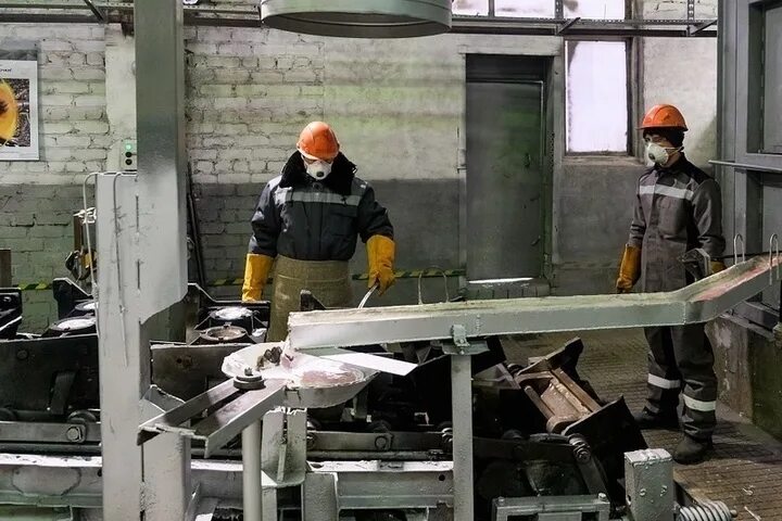 Завод сады придонья волгоградская область. Фролово производство. Сады придонья завод. Фролово металлургический завод. Фроловский электросталеплавильный завод.