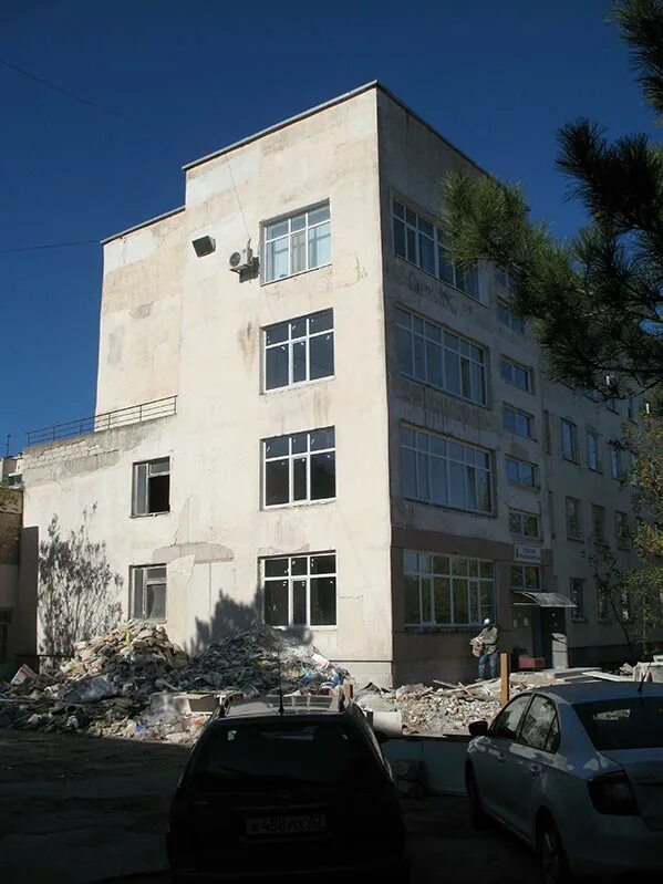 Евпатория проспект победы 22. Евпаторийская городская больница евпатория. Эмблема городская больница евпатория. Гбуз рк евпаторийская городская больница. Детская больница евпатория.