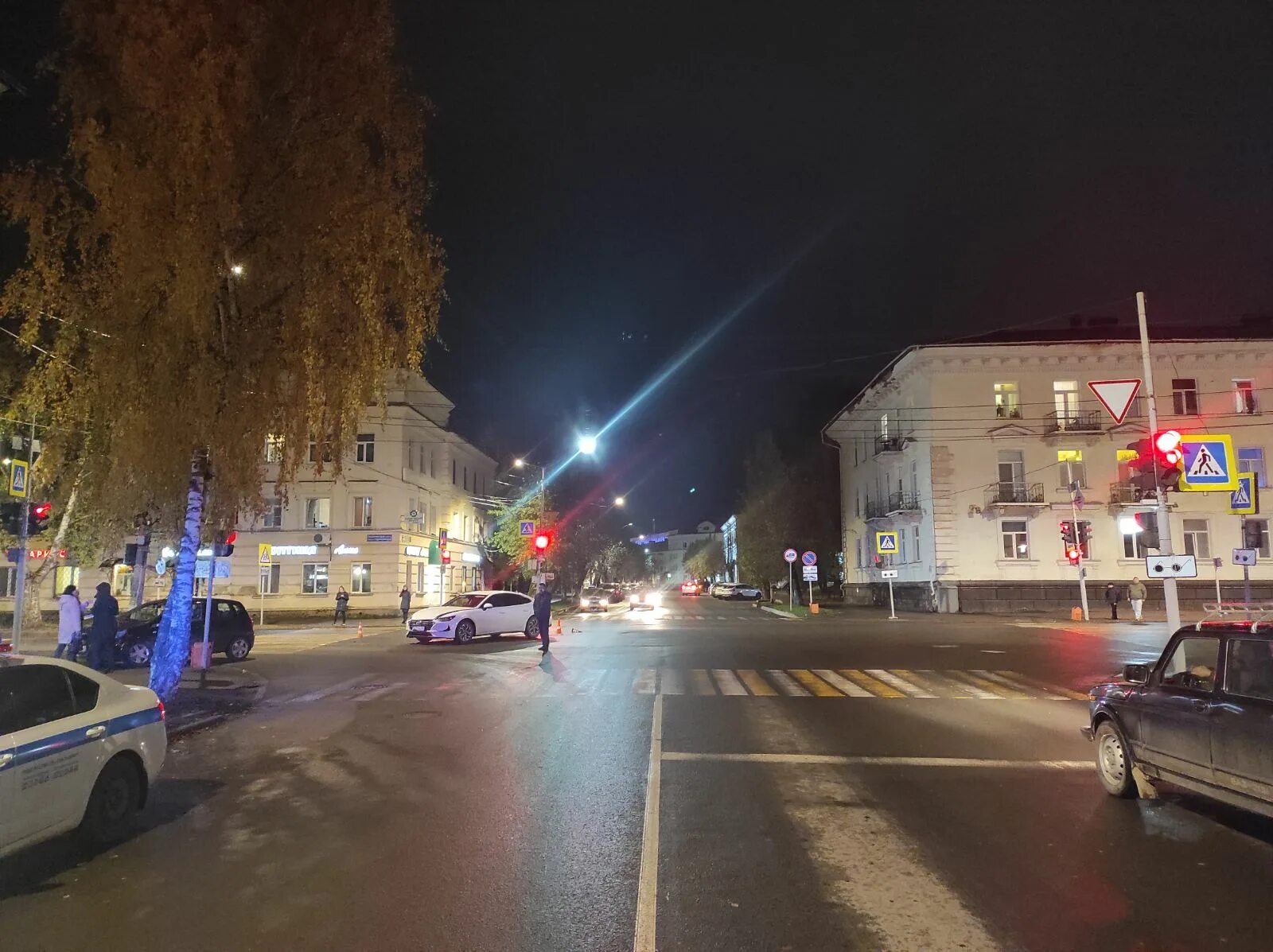 Дтп в сыктывкаре 10. Дтп эжва. Дорожно-транспортные происшествия сыктывкара. Дтп в сыктывкаре 2009 шевроле ланос август на сысольском. Авария на кольце сыктывкар.