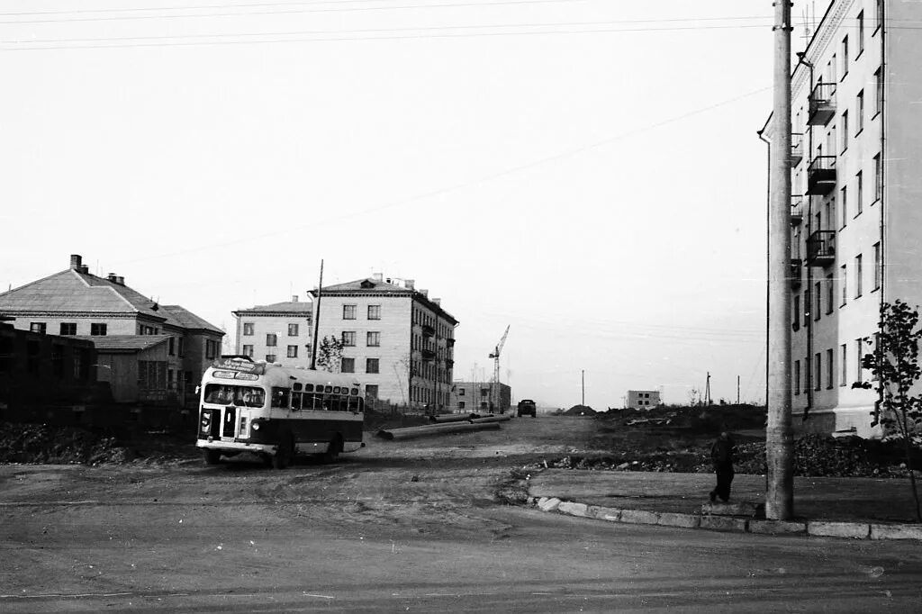 Деревня 1960 годов. Старый универмаг обнинск. Вильнюс 70-х. Чебоксары 1960. Старый универмаг обнинск.