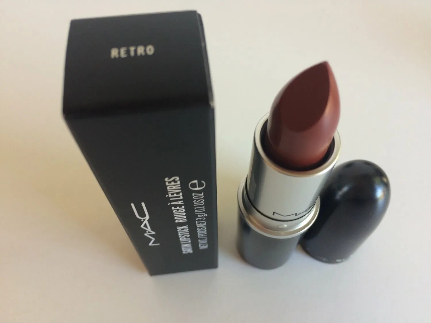 Mac maximal sleek satin. 820 retro помада mac. mac 825 retro помада. помада mac retro satin. mac оттенок retro 820.