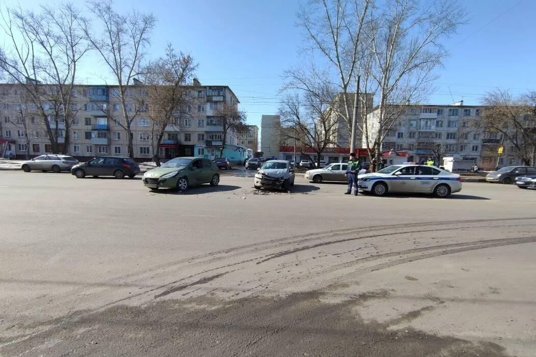 Астраханская 2 тамбов. Астраханская 2 тамбов. Драматический театр тамбов внутри. Астраханская 2 тамбов. Астраханская 2а тамбов молодежный театр.