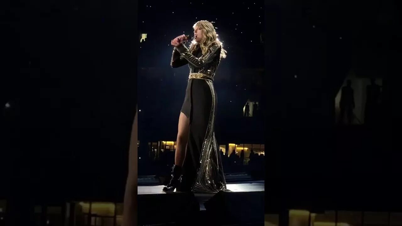 Тейлор свифт i don t. Taylor Swift don't blame me reputation Tour. Taylor Swift reputation Stadium Tour don't blame me. Taylor Swift - reputation Stadium Tour (a Netflix Global event). Донт Блейм ми Тейлор Свифт транскрипция.