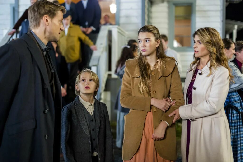 Следуя по зову сердца. Фильм когда зовет сердце. Фильм про сердце 2020. When calls the heart сериал. По велению сердца сериал.