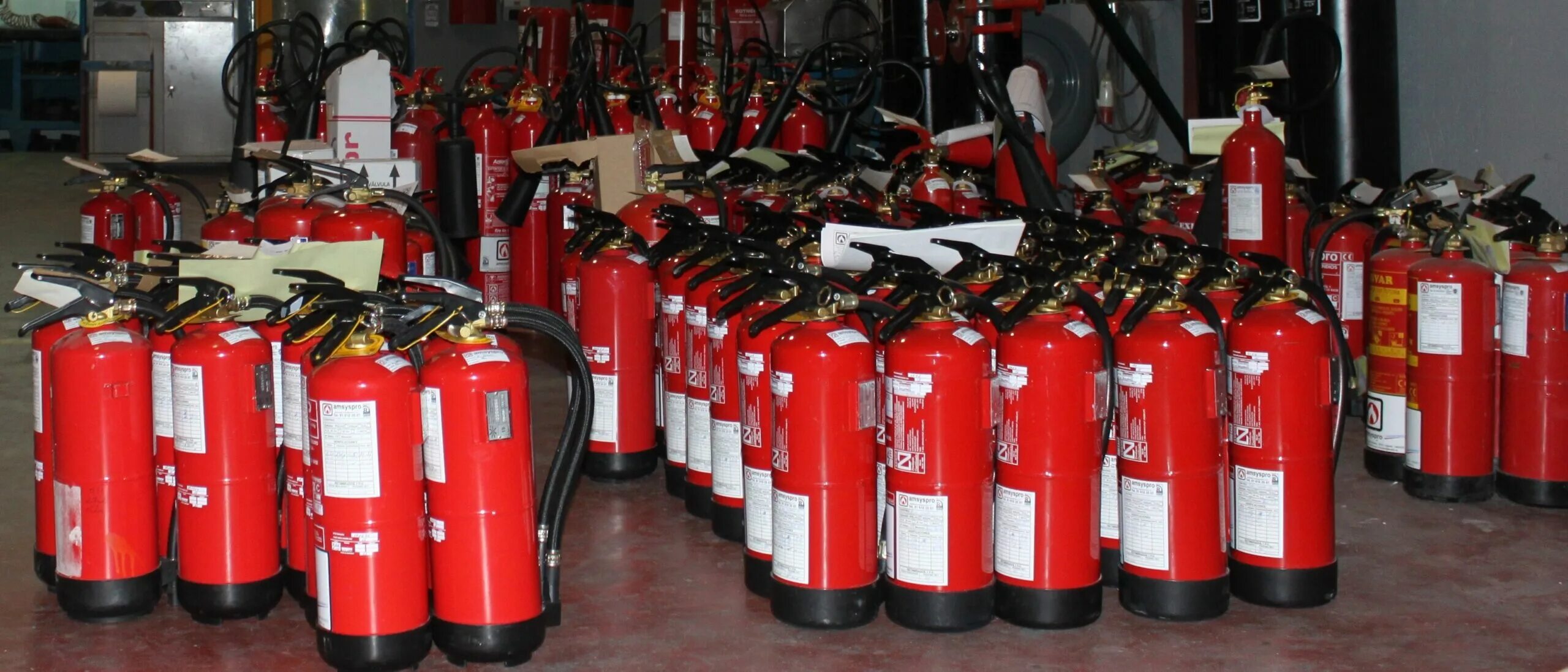 магазин пожарного оборудования в москве. пожарное оборудование москва. магазин пожарные снаряжения.
